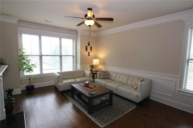 Photo - 1660 Jardin Ct