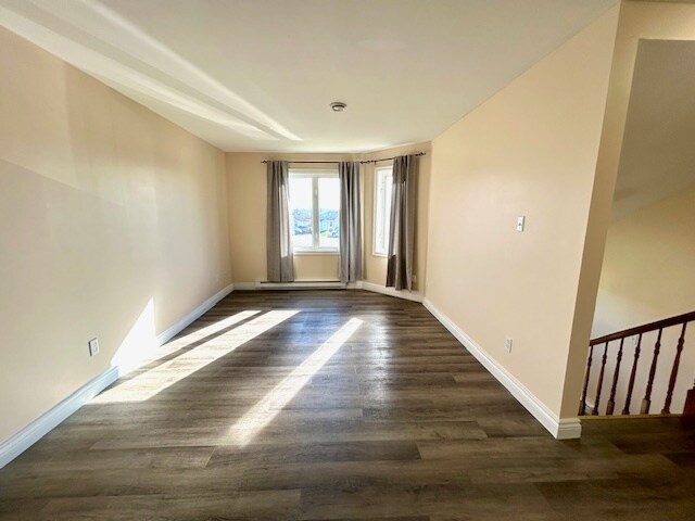 Photo - 7 Withers Pl