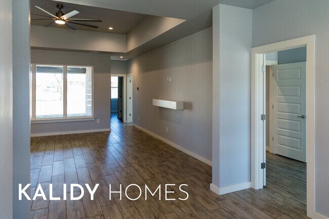 Photo - 306 Kirks Holw