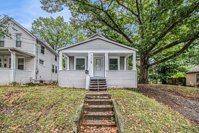 Photo - 517 Regent St