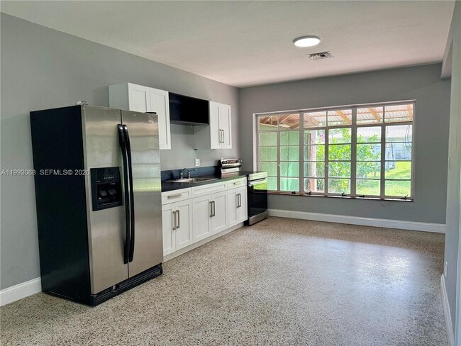 Photo - 11121 NE 9th Ct Unit 2