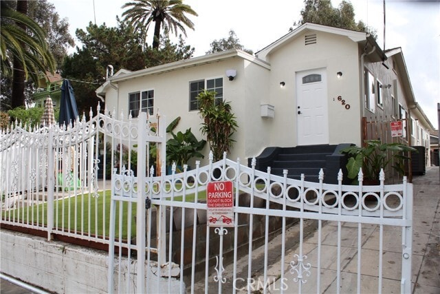 Photo - 620 Brittania St