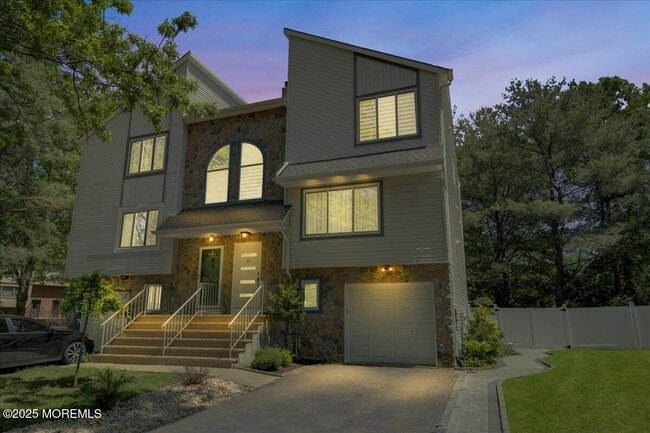 Photo - 85 Lone Star Ln Townhome