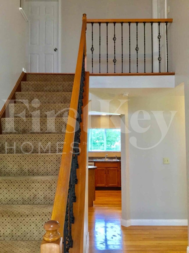 Photo - 8560 Elmcreek Ct