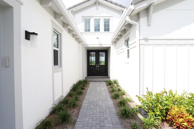 Photo - 15192 Wildwood Cir