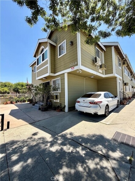 Photo - 3250 Andrita St Unit 7