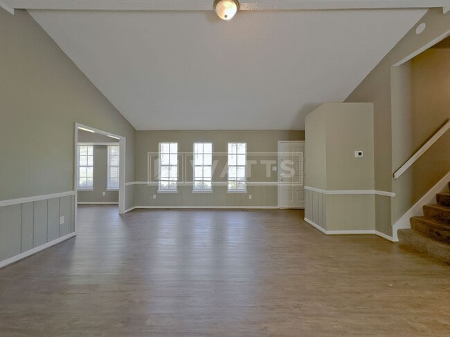 Photo - 3-Bed, 2-Bath Split-Level Home in Alabaster