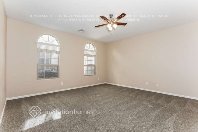 1382 S Ponderosa Dr