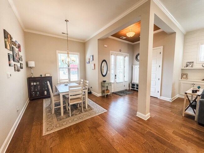 Photo - 10206 Evergreen Manor Cv