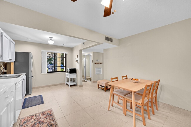 Photo - 138 S Cypress Rd Unit 214