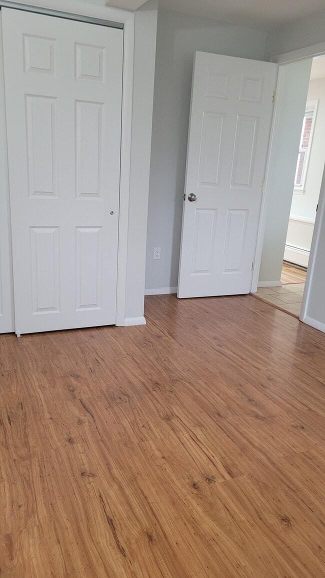 Bedroom, full closet - 49 Moshier St Unit One bedroom