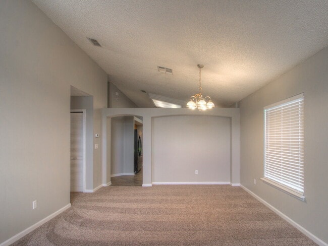 Photo - 12630 Richfield Blvd