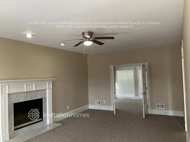 Photo - 1459 Dunsford Cir NW