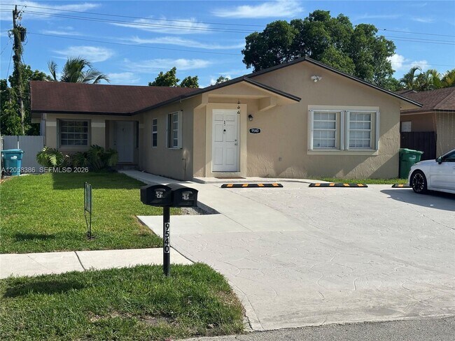 Photo - 9540 SW 36th St Unit 2
