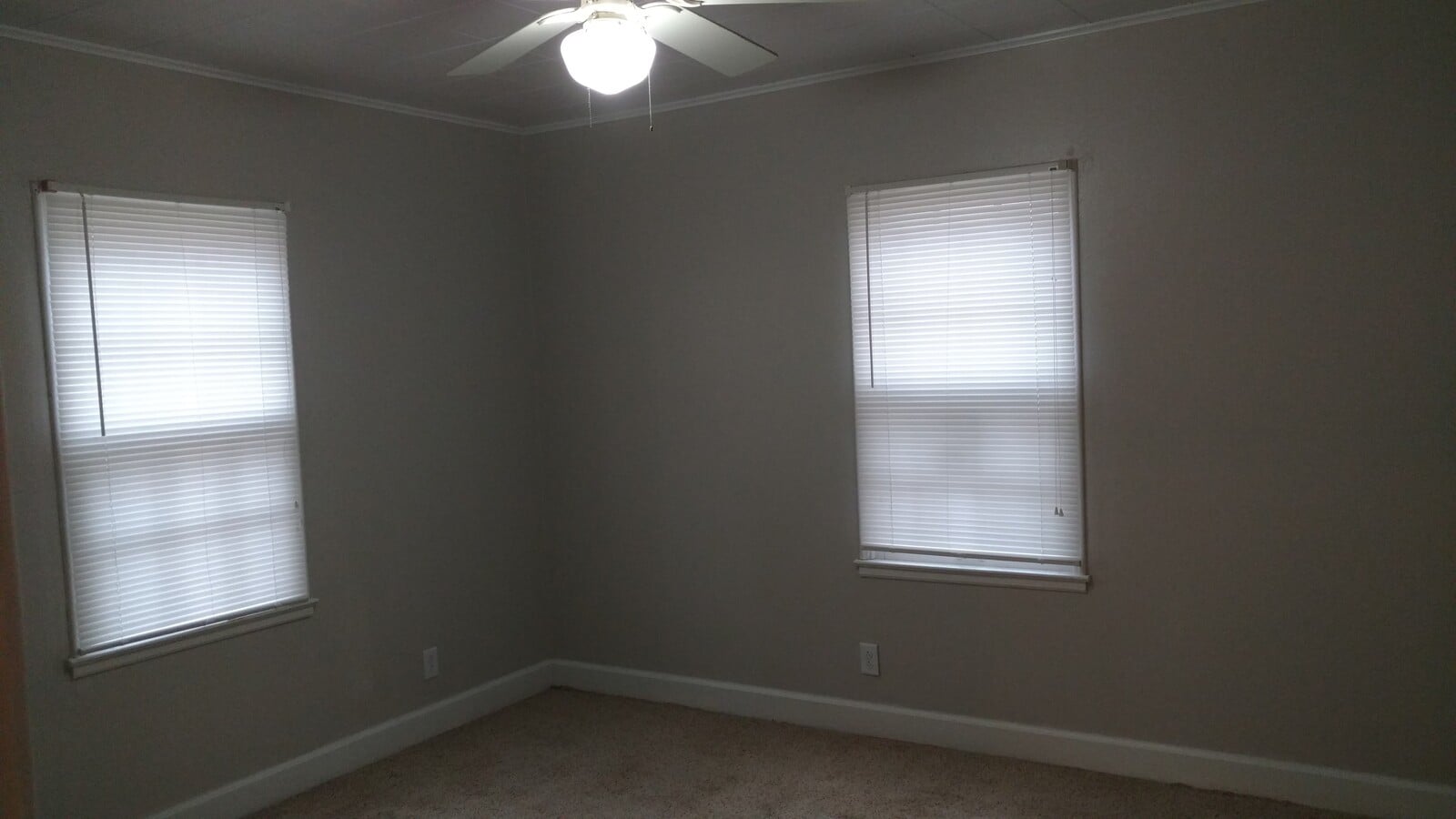 Dormitorio - 906 N 5th Ave W