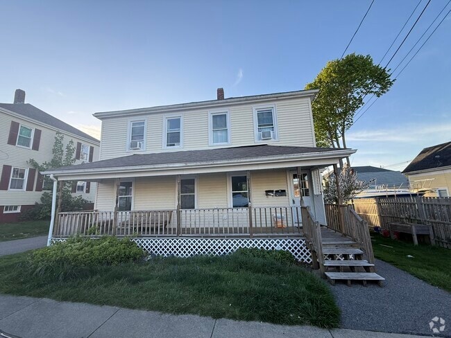 Building Photo - 1 Hamilton St Unit 1 Rental