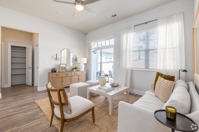 3BR, 2BA - Living Area