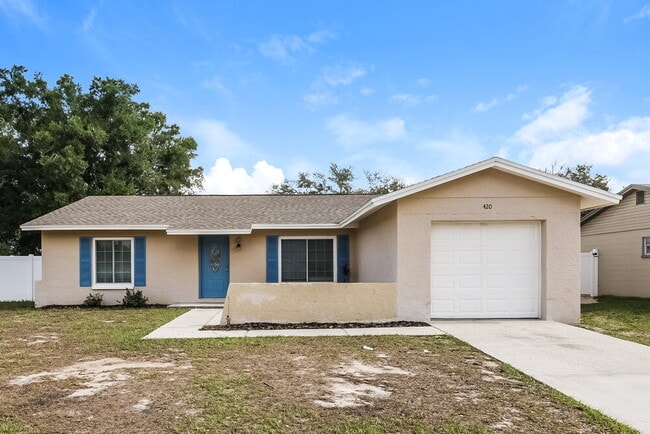 Building Photo - 420 Silver Hill Dr