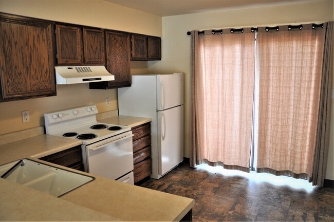 Photo - 1922 N Salem Ave