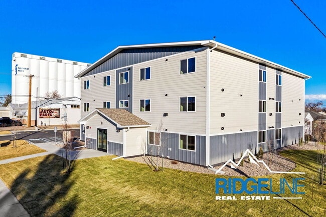 Photo - 2501 8th Ave N