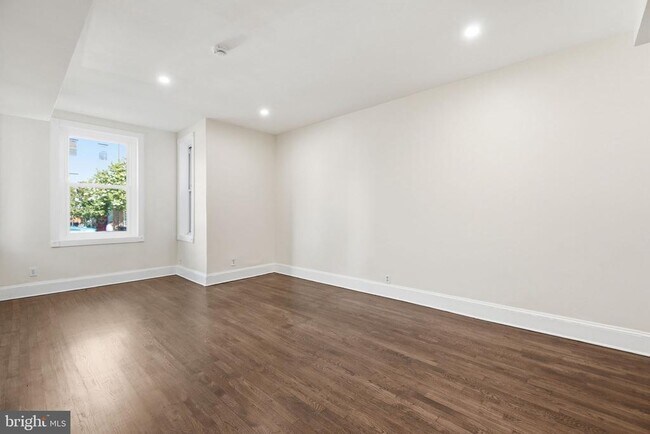 Photo - 1038 6th St NE Unit 101