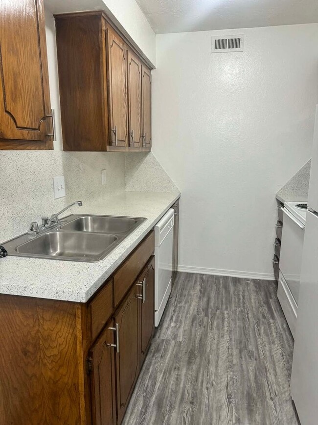 Summer Place Apartments