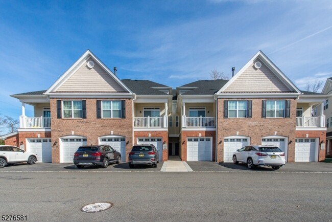Photo - 108 Autumn Ct Townhome