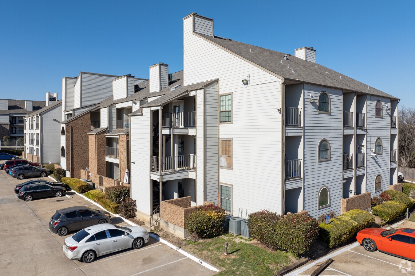 Alternate - Sable Ridge Condominiums