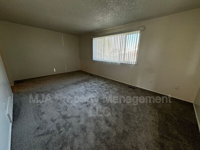 Photo - 4735 S 1900 W Unit 4