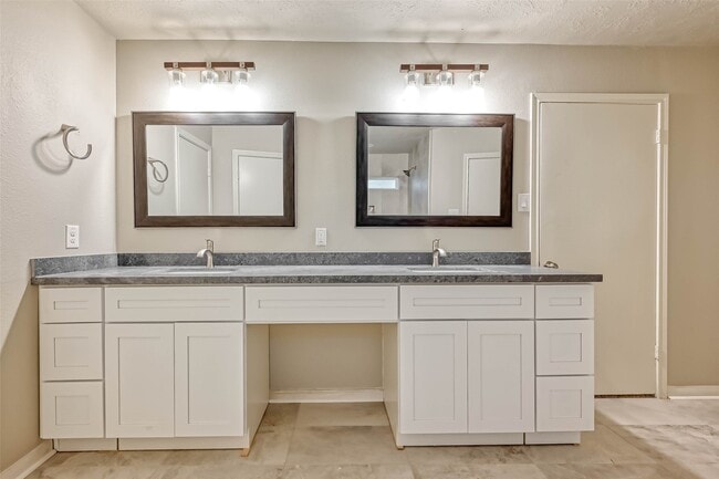 Photo - 3615 Highfalls Dr