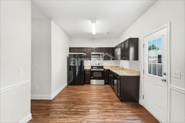Photo - 1706 Antebellum Dr