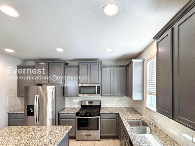 Photo - 6401 Andes Peak Trail