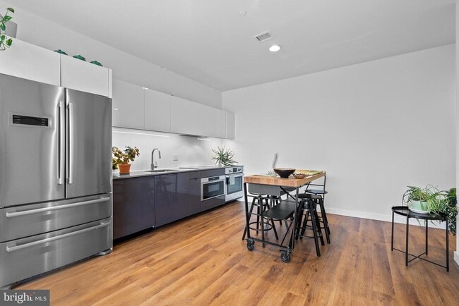 Photo - 57 N St NW Unit 321