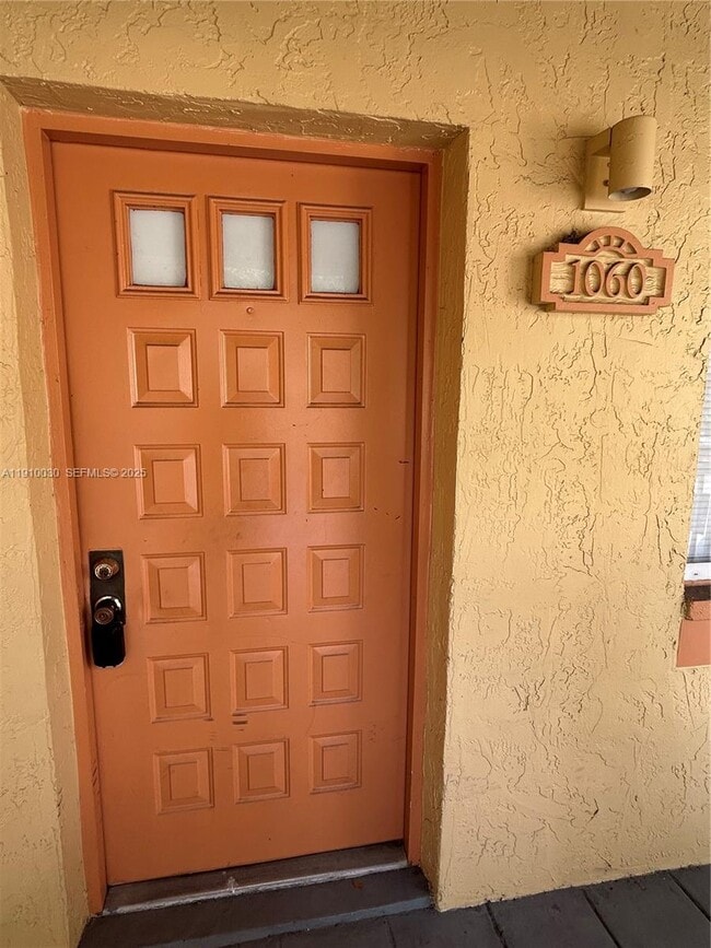 Photo - 1060 Coral Club Dr Unit 1060