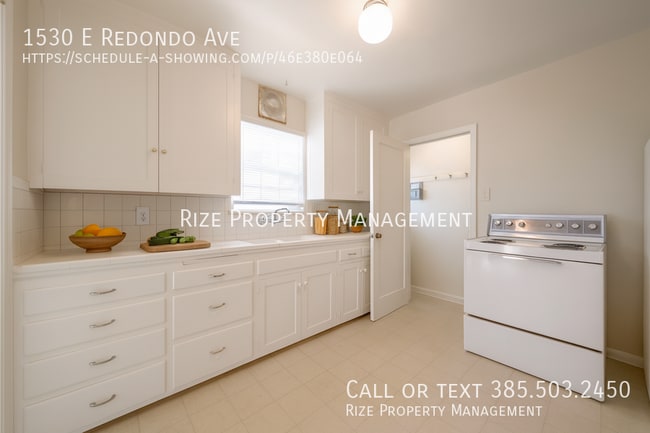 Photo - 1530 E Redondo Ave