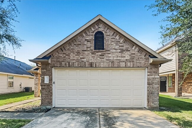 Building Photo - 13319 Ambrosa Dr