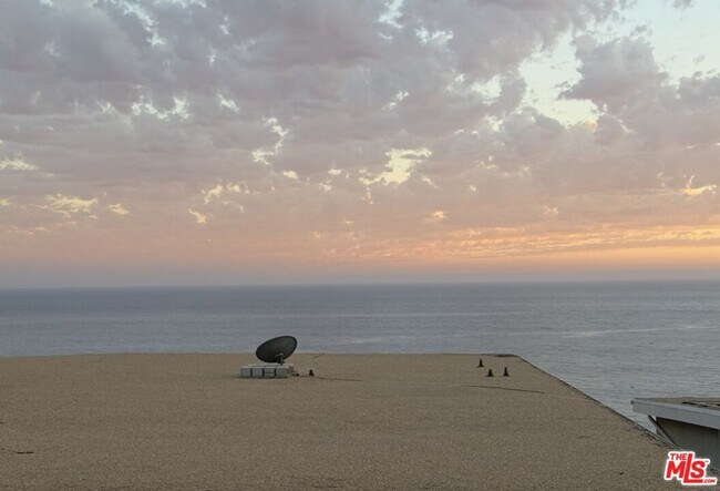 18069 W Coastline Dr Unit 9