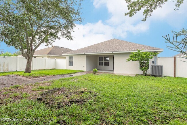 Photo - 2410 Bridgeport Cir