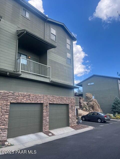 Building Photo - 1070 Stratus Way Rental