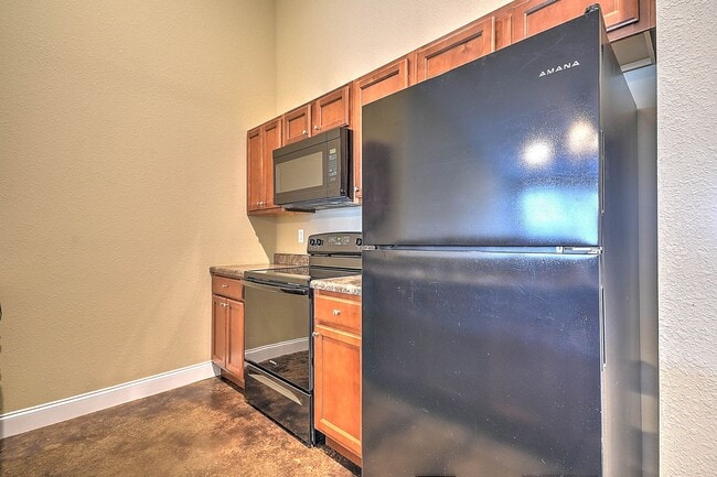 40 Sutter Pl