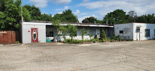 Photo - 5419 Harriet Ave Unidad B