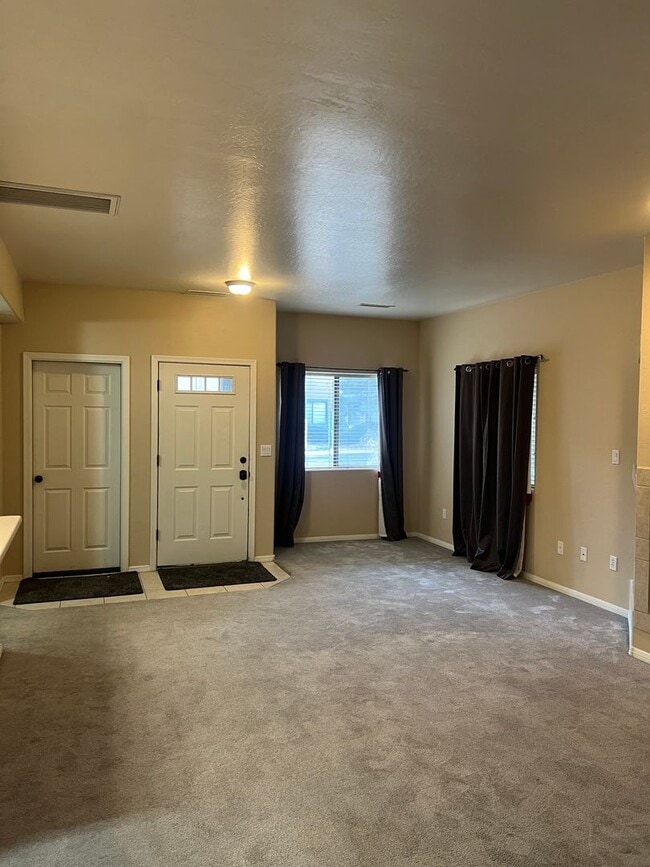 Photo - 1120 Leaf Ln