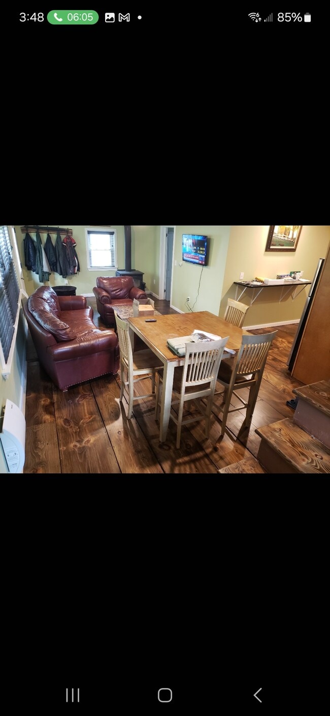 Photo - 5408 Main St