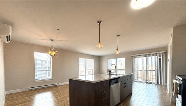 Building Photo - Leopold Belliveau