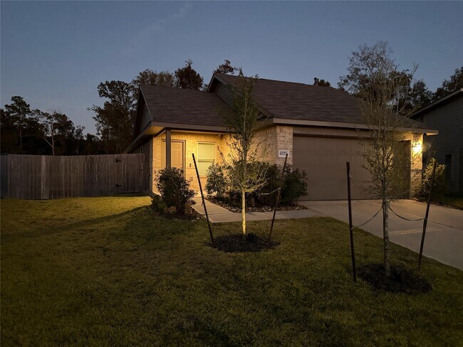 Photo - 18757 Wembley Vis Trl