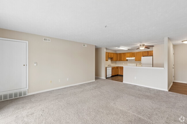 The Berkshire 2BR, 2BA - 1,062SF - Dining Area - Eaton Ridge