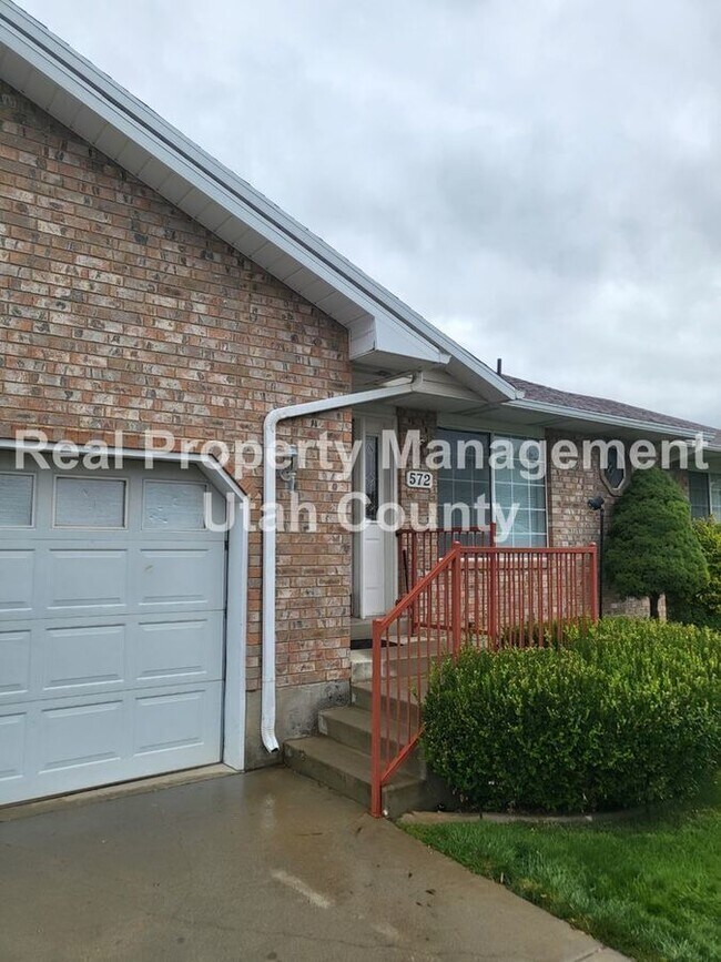 Photo - 572 S 1750 E St