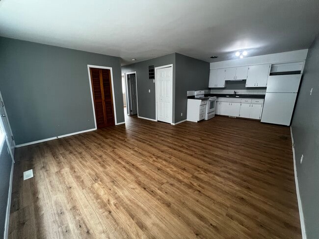 Photo - 7903-7995 95 Ave Unité 4