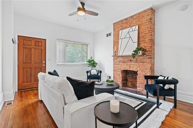 Photo - 3817 Howley St