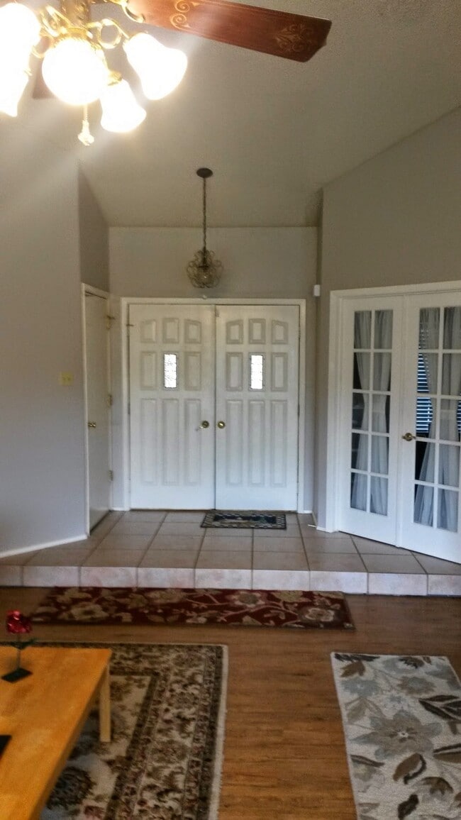 Photo - 3402 Meadowview Dr